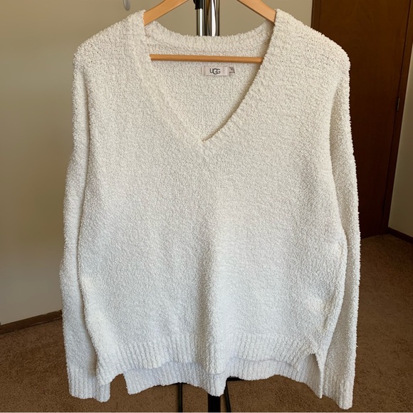 UGG Sweaters - Ugg Soft Fleece Pullover Sweater